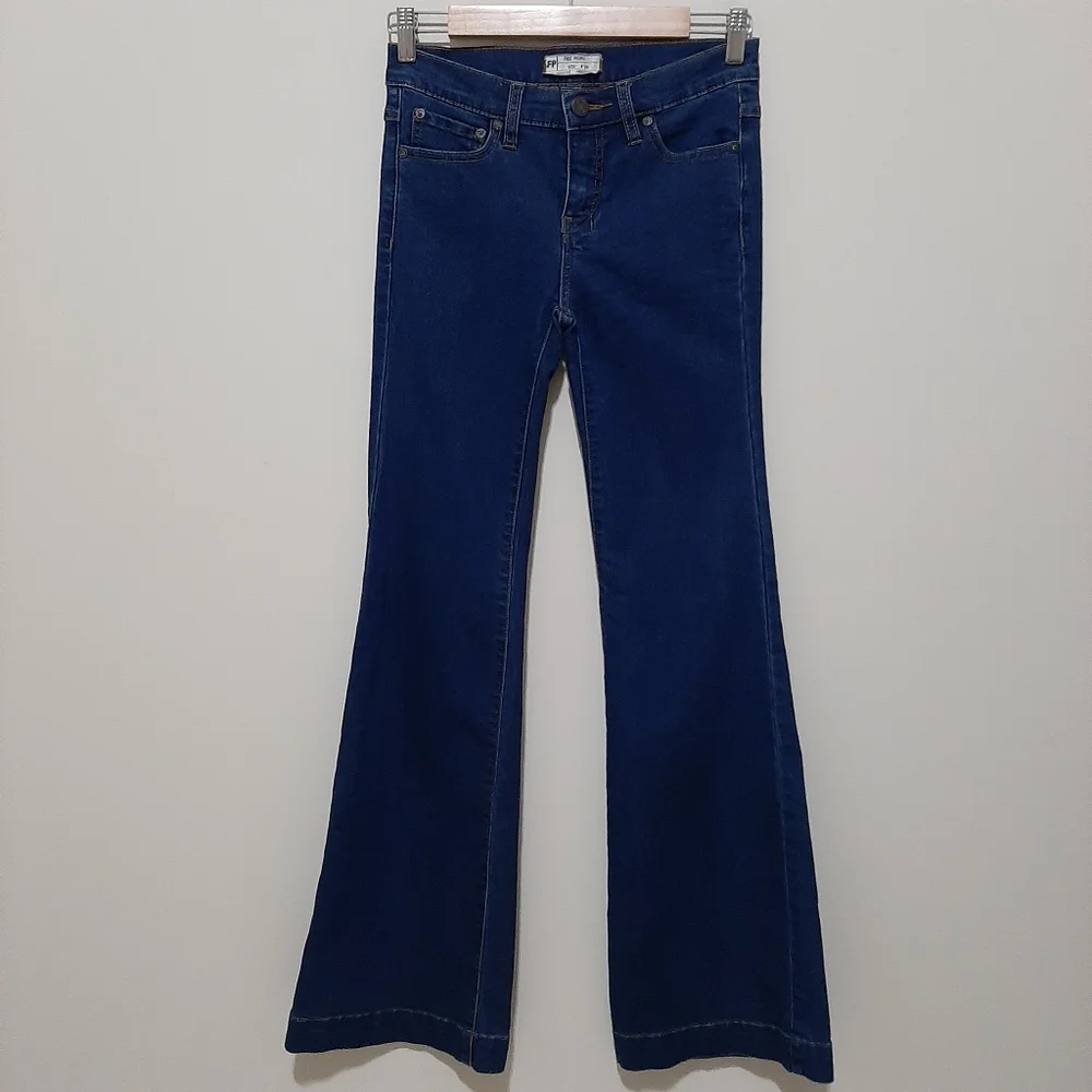 Free People Blue Flared Leg Jeans Size 26